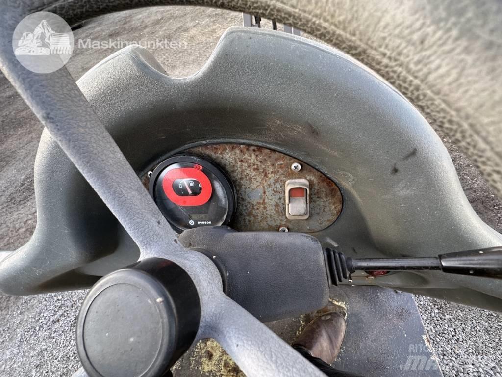 Neuson 1001 Mini tombereau