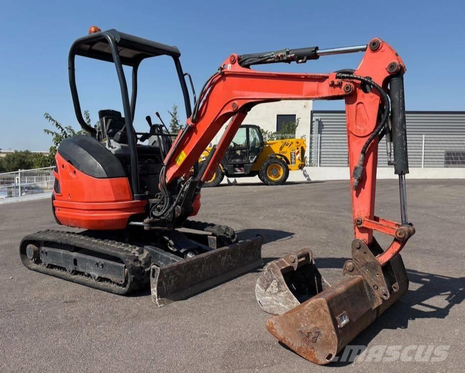 Kubota U 20-3 Mini pelle < 7t