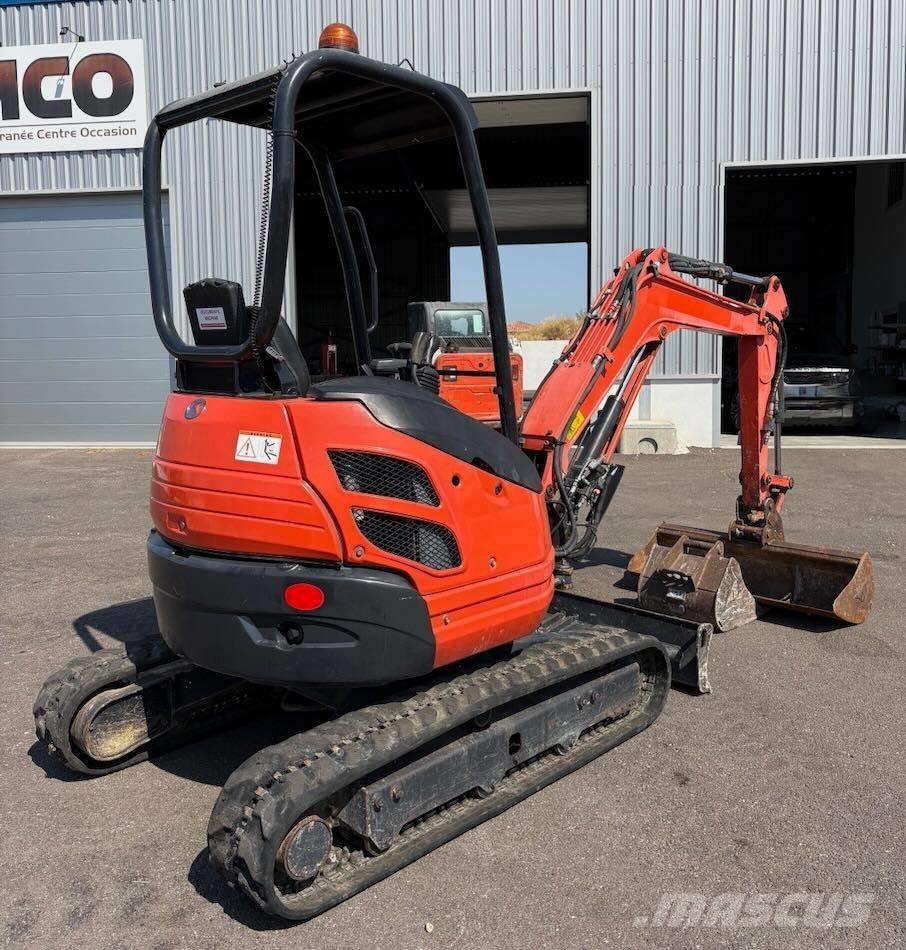 Kubota U 20-3 Mini pelle < 7t
