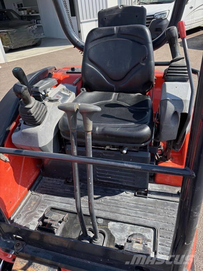 Kubota U 20-3 Mini pelle < 7t