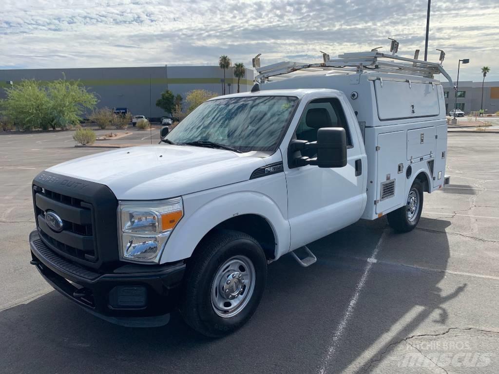 Ford F 350 Utilitaire benne
