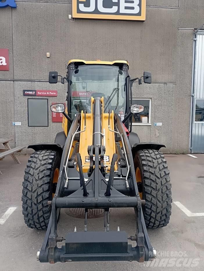 JCB 409 Chargeuse sur pneus