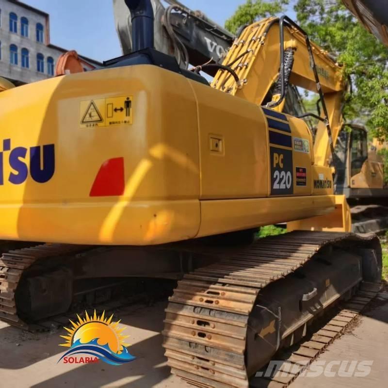 Komatsu PC 220-7 Pelle sur chenilles