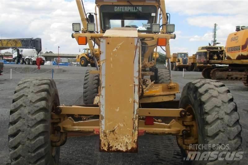 CAT 140H Niveleuse