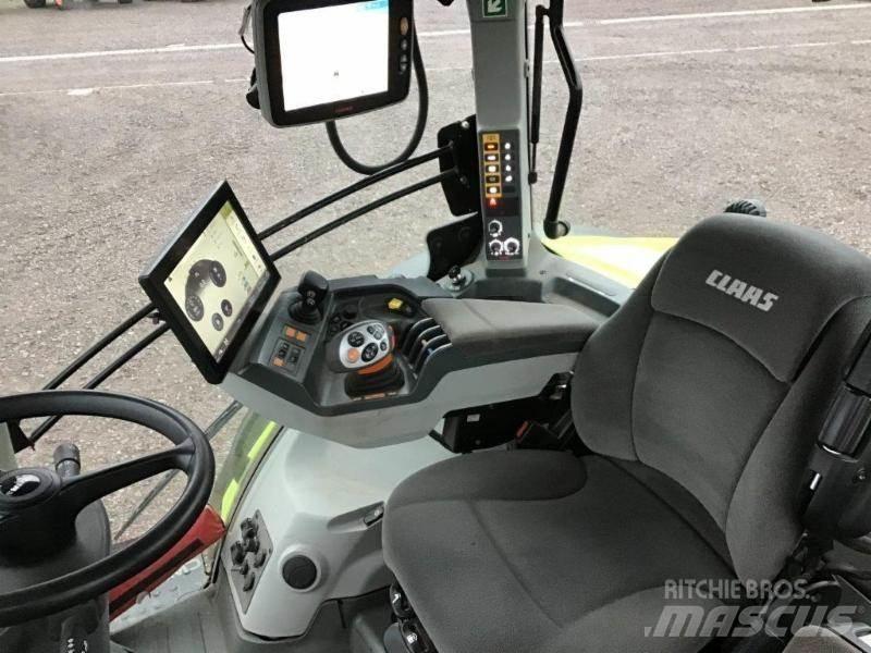 CLAAS AXION 810 Tracteur