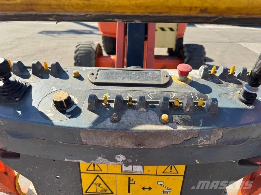 JLG 450 AJ Nacelles articulées