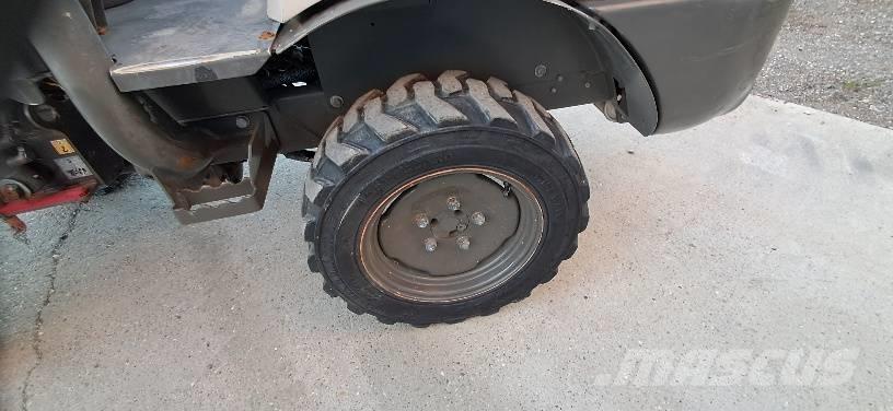 Ausa D 100 AHA Mini tombereau