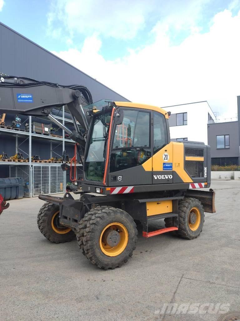 Volvo EW 160 E Pelle sur pneus