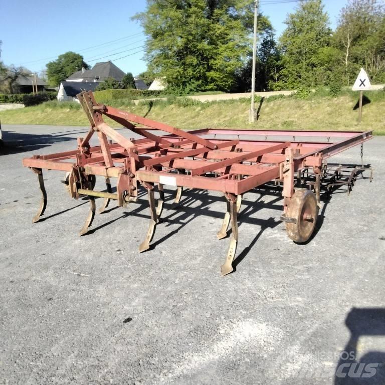 Rau 3M Déchaumeur, cultivateur