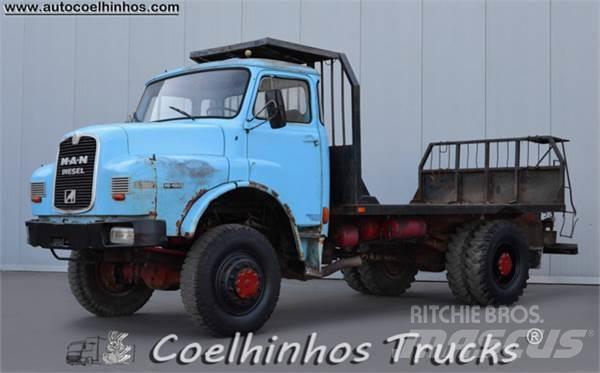 MAN 16.192 HAK Camion plateau