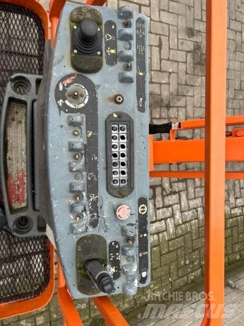 JLG 450 AJ Nacelles articulées
