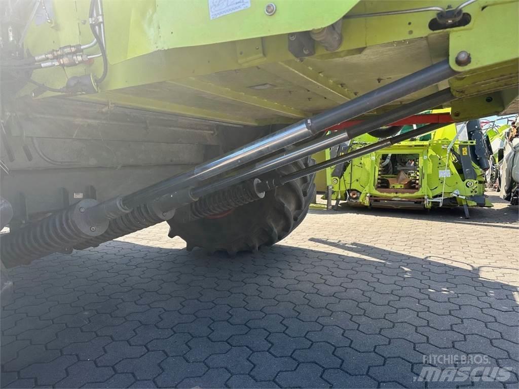 CLAAS Lexion 540 Moissonneuse batteuse