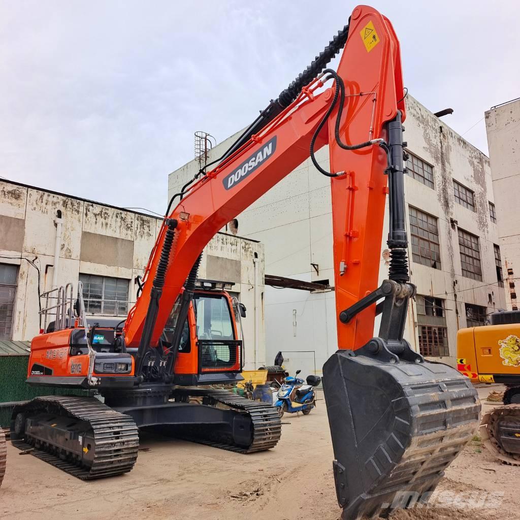 Doosan DX 300 LC-9C Pelle sur chenilles