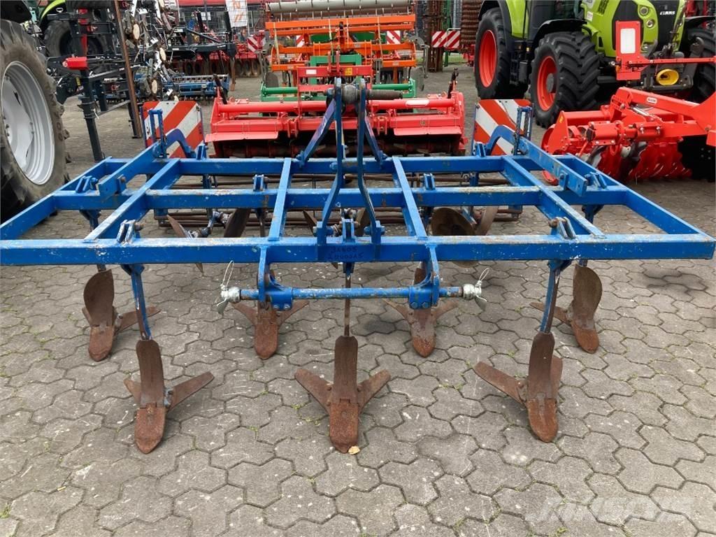 Lemken Smaragd 300 Déchaumeur, cultivateur
