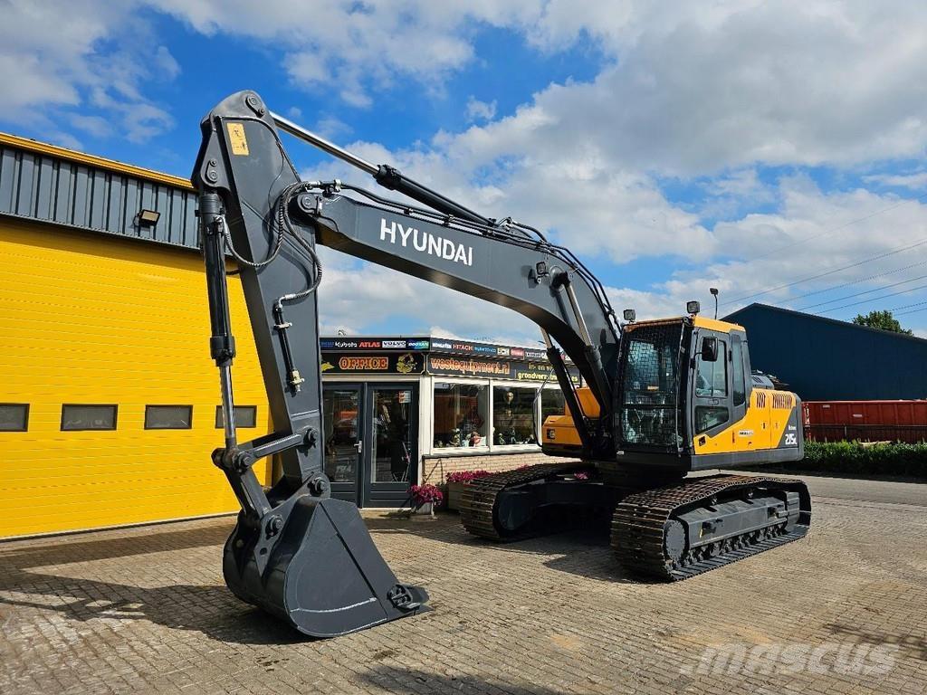 Hyundai R215L Pelle sur chenilles
