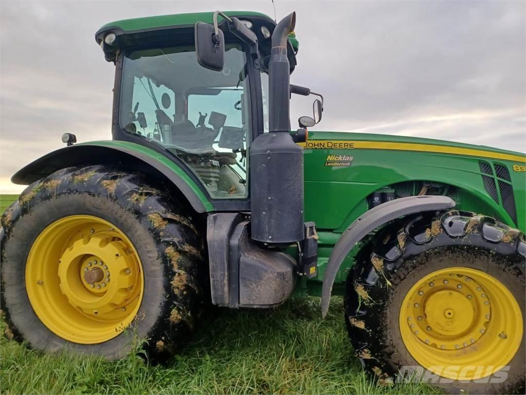 John Deere 8335R Tracteur