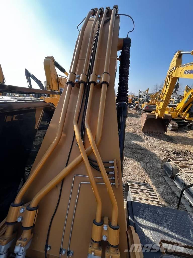 CAT 330 D2 Pelle sur chenilles
