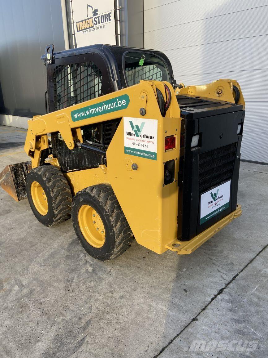 CAT 226 D3 (5867) Chargeuse compacte