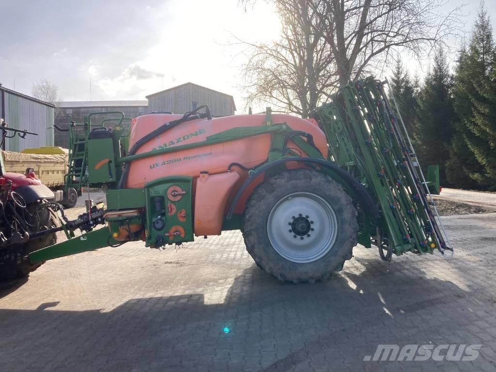Amazone UX 4200 24 m Pulvérisateurs traînés