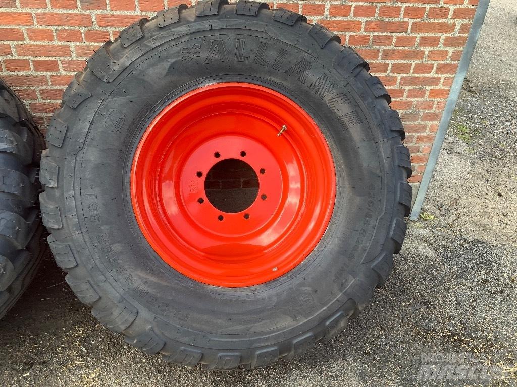 Alliance 620/55-26,5 Presse à balle ronde