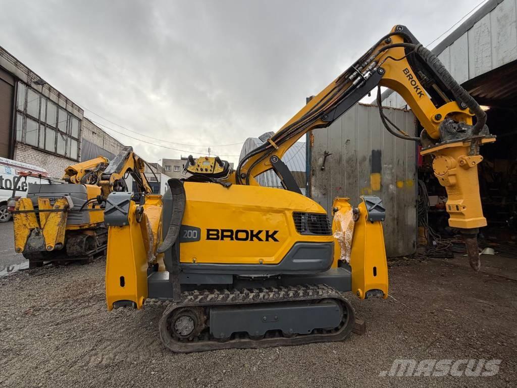 Brokk 200 Pelle de démolition