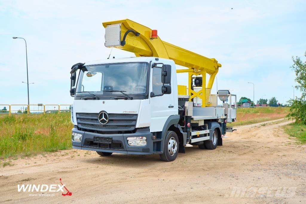 Palfinger P 300 KS Camion nacelle