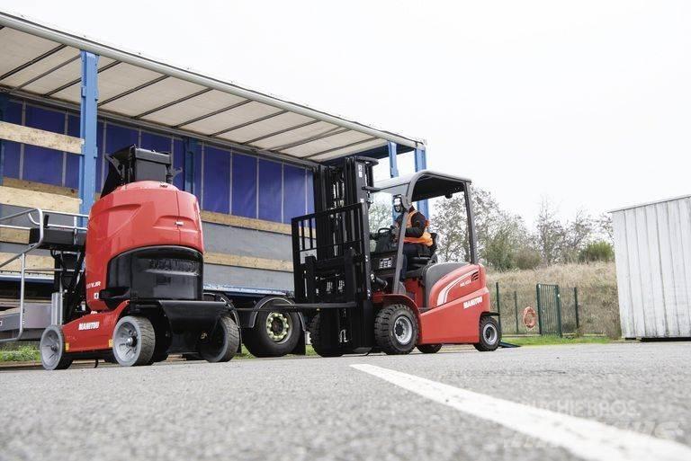 Manitou 100 VJR Chariot télescopique