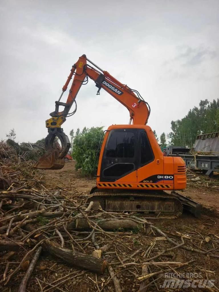 Doosan DH80 Pelle sur chenilles