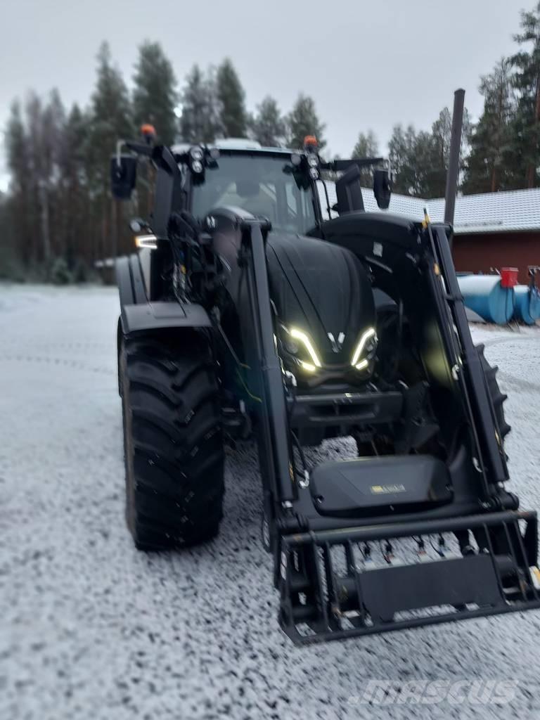 Valtra T 235 Tracteur