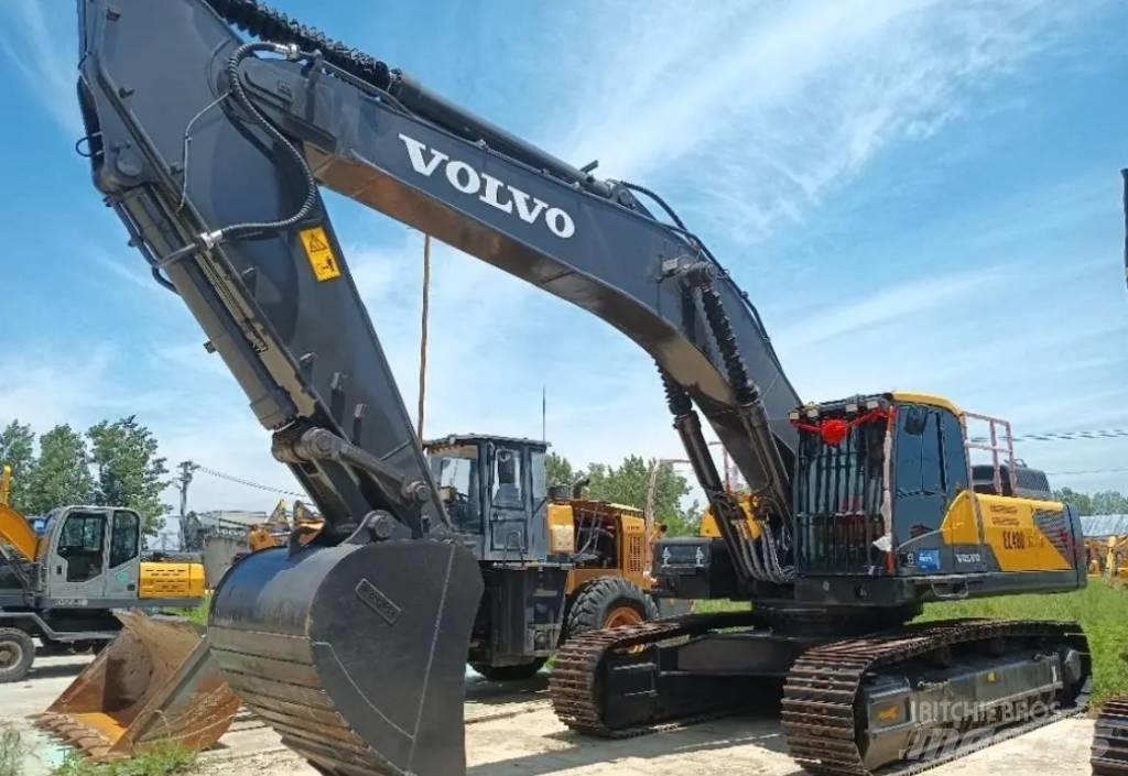 Volvo 480D Pelle sur chenilles