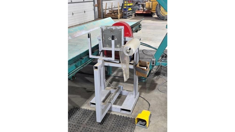  Helle Dump BIn Convoyeur