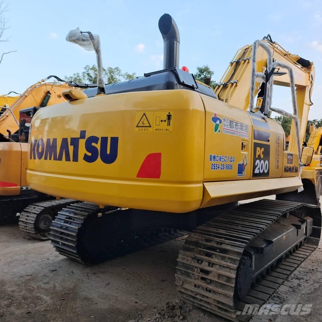 Komatsu PC 200 Pelle sur chenilles