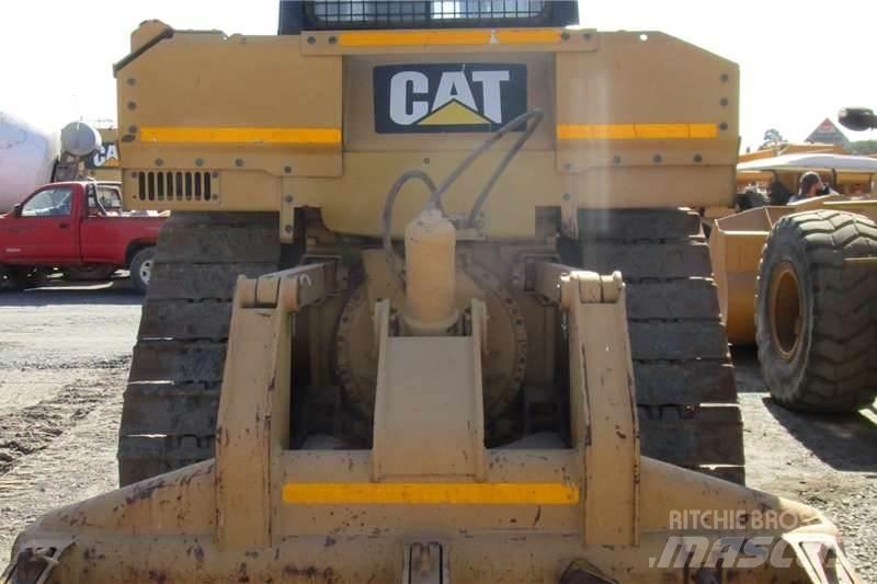 CAT D6R2 Bouteurs sur chenilles