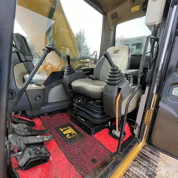 CAT 330D2 Pelle sur chenilles