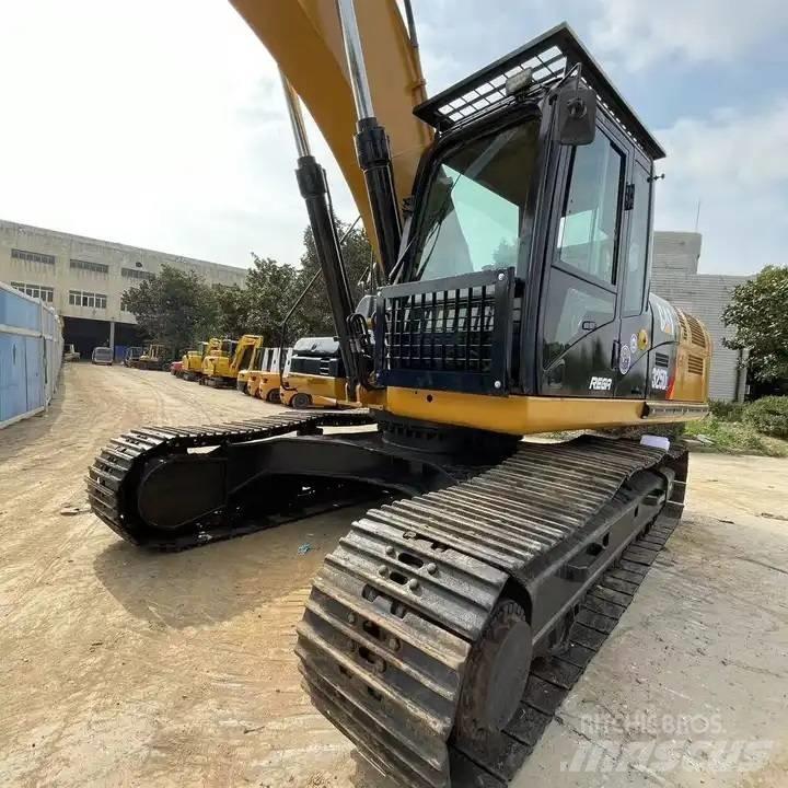 CAT 330D2 Pelle sur chenilles
