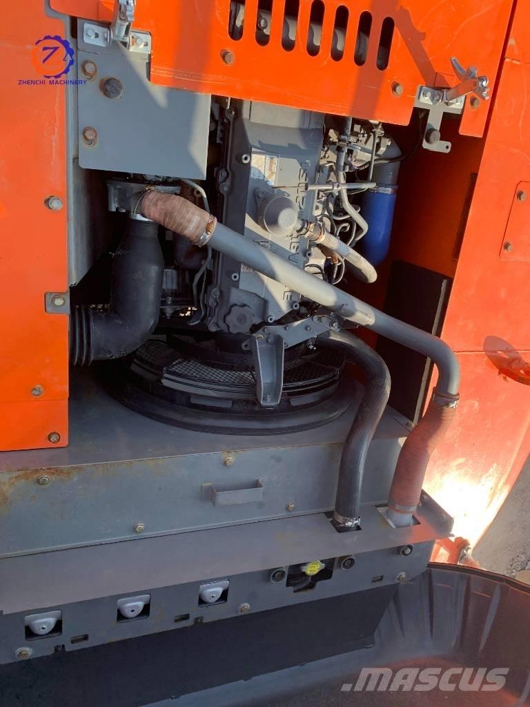 Hitachi ZX 240 Pelle sur chenilles