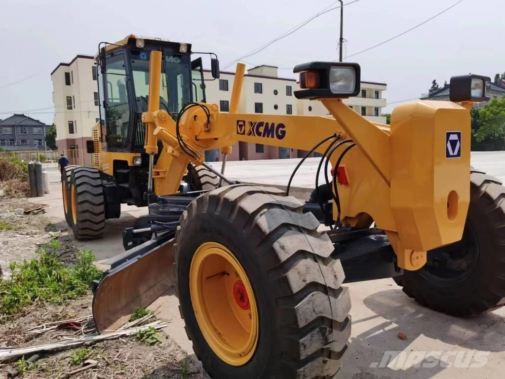 XCMG GR 215 Niveleuse