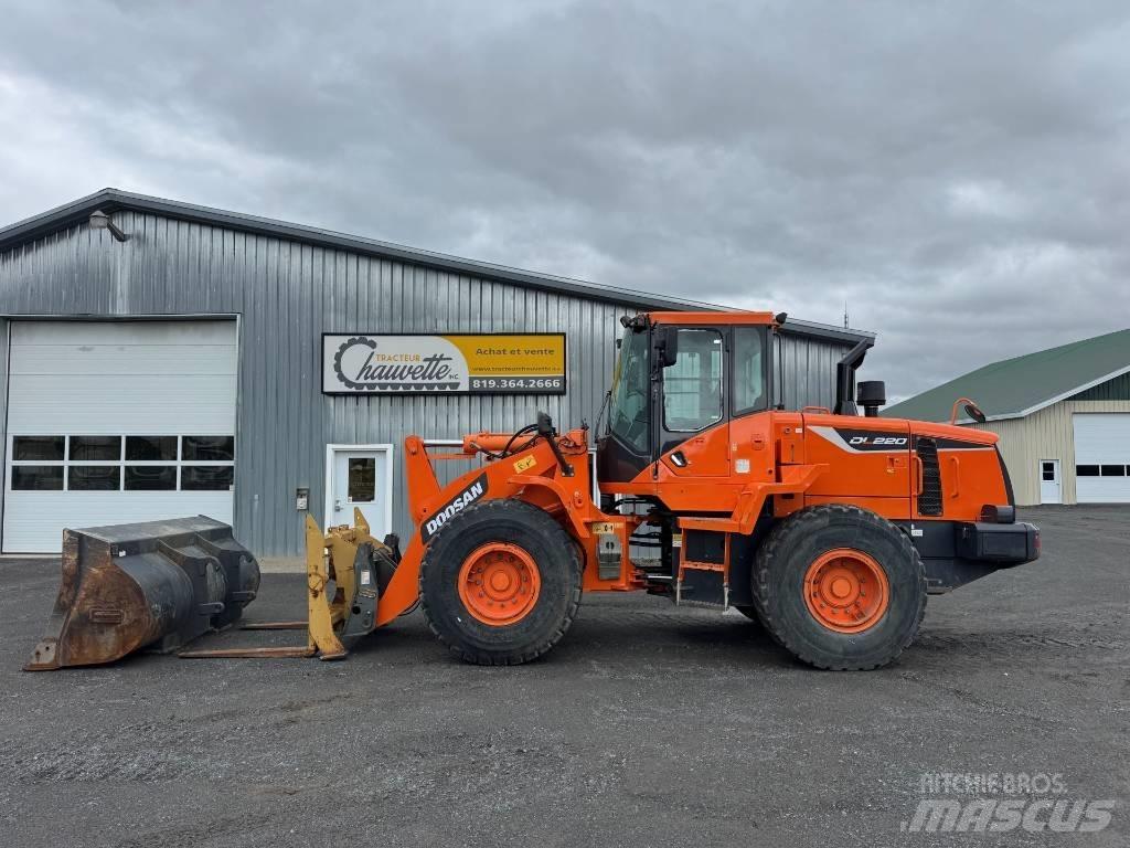 Doosan DL220-5 Chargeuse sur pneus