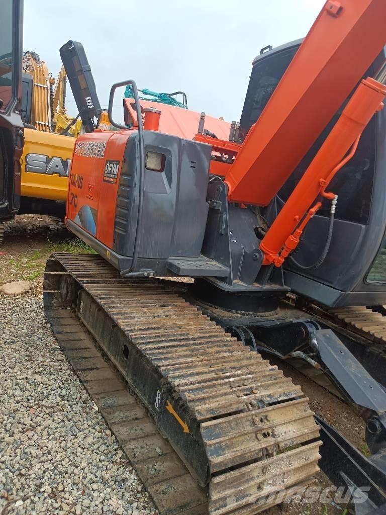 Hitachi ZX 70 Pelle sur chenilles