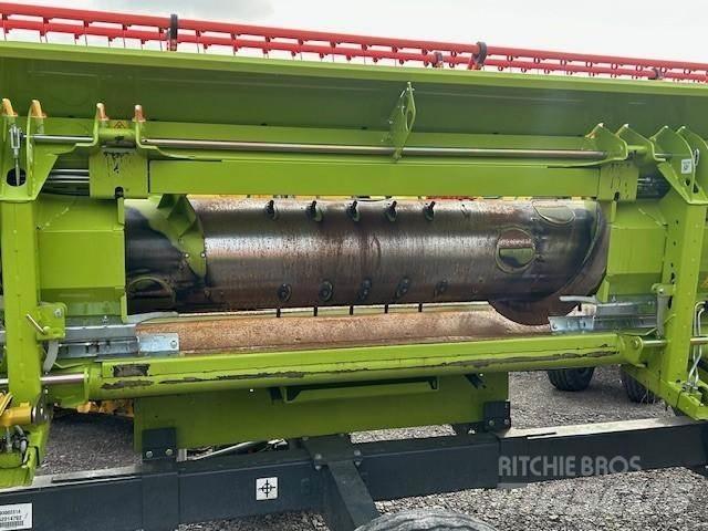 CLAAS TRION 660 Moissonneuse batteuse