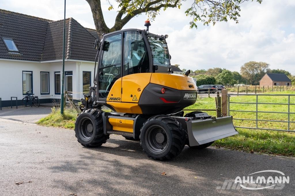 Mecalac 7 MWR Engcon Pelle sur pneus