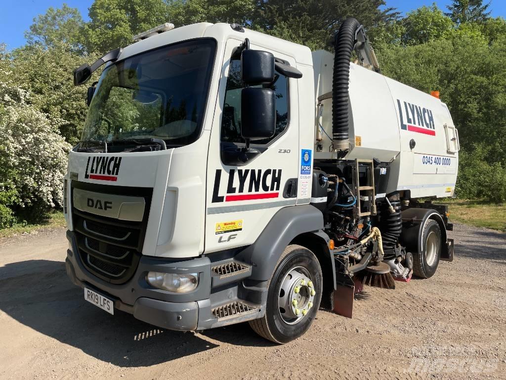 DAF LF 230 Balayeuse / Autolaveuse