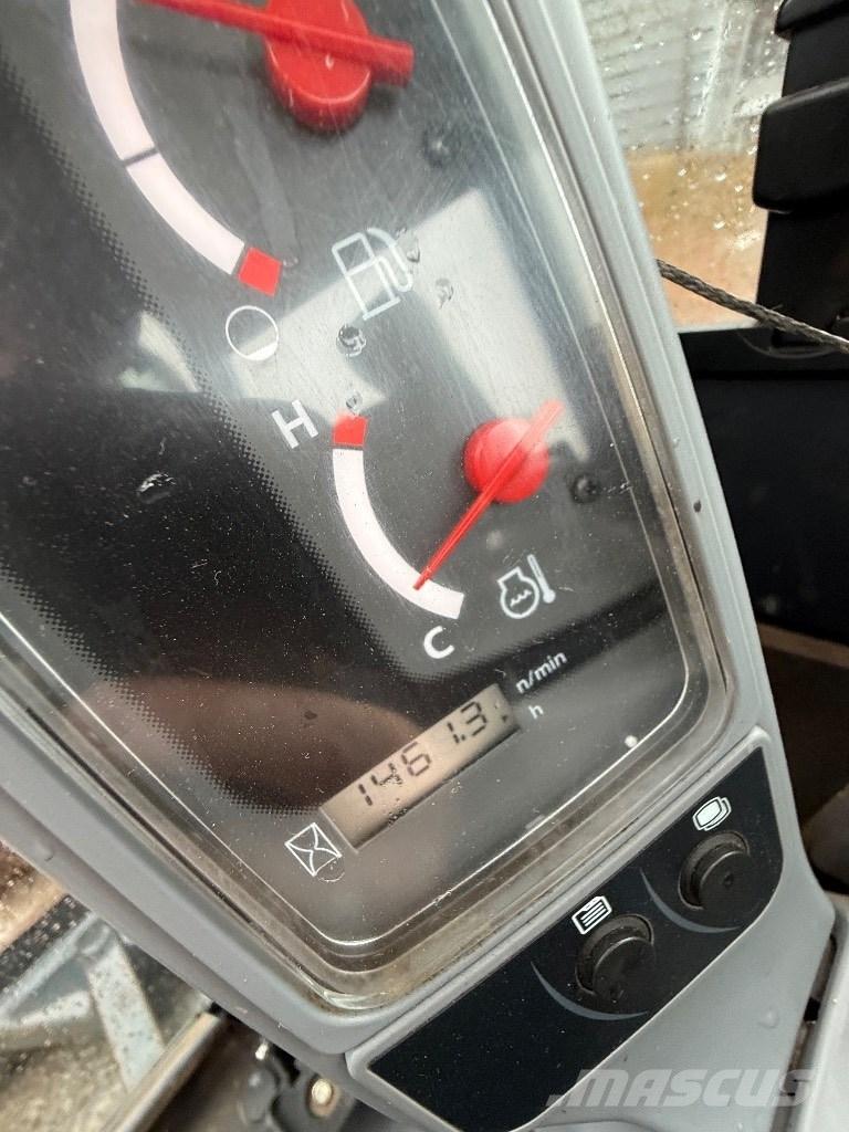 Kubota U 27-4 Mini pelle < 7t