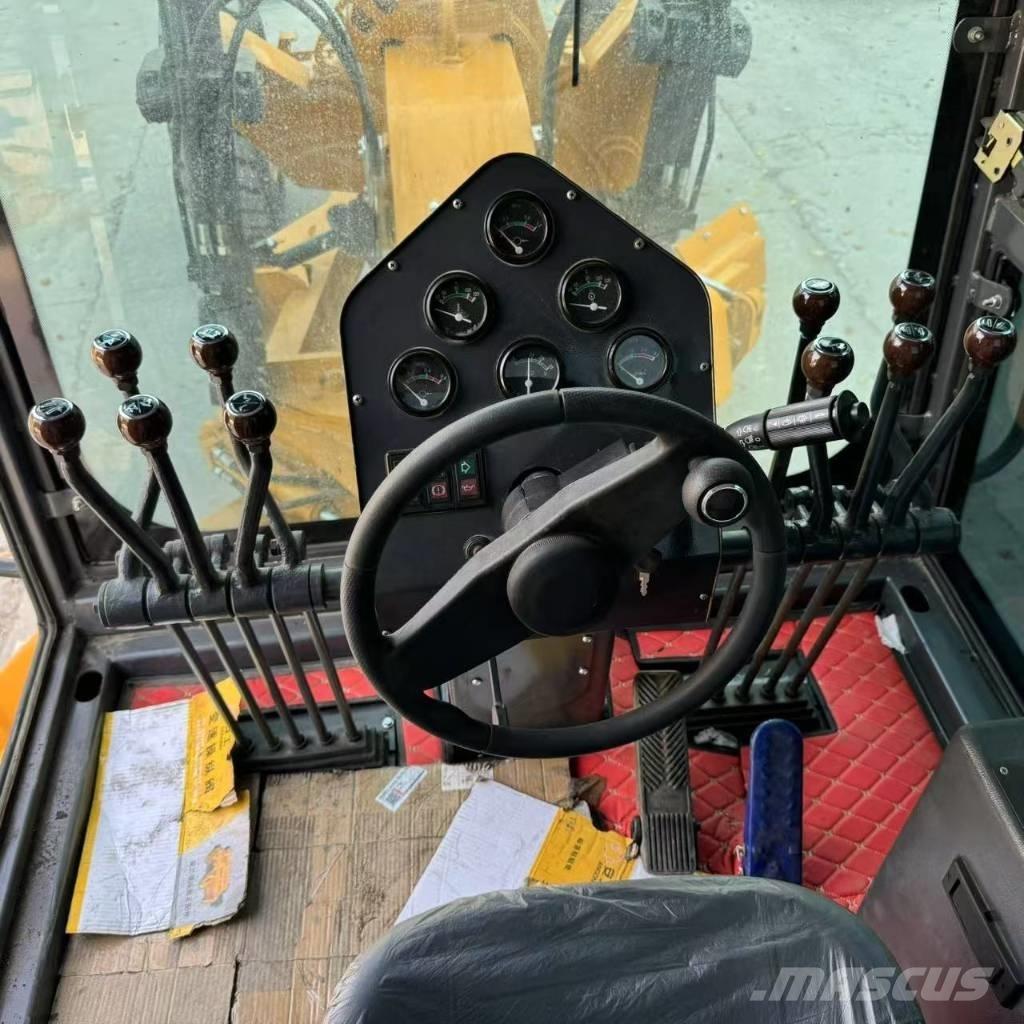 CAT 140G Niveleuse
