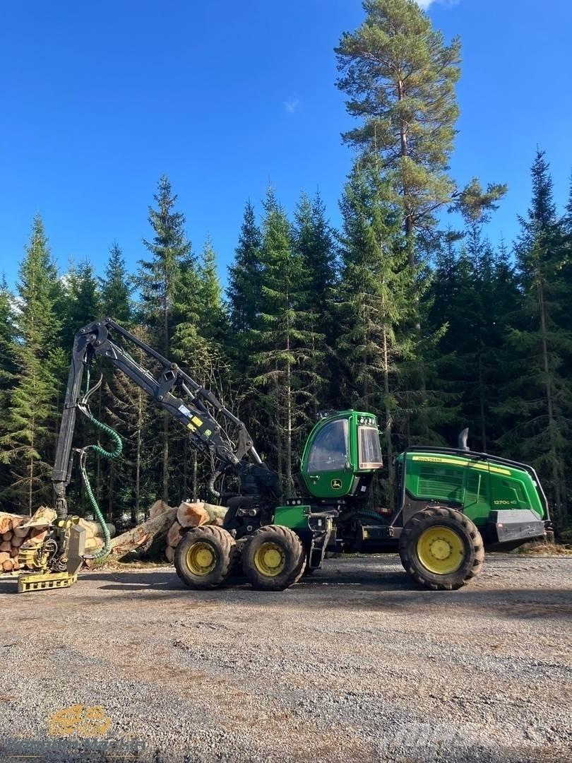 John Deere 1270G Abatteuse