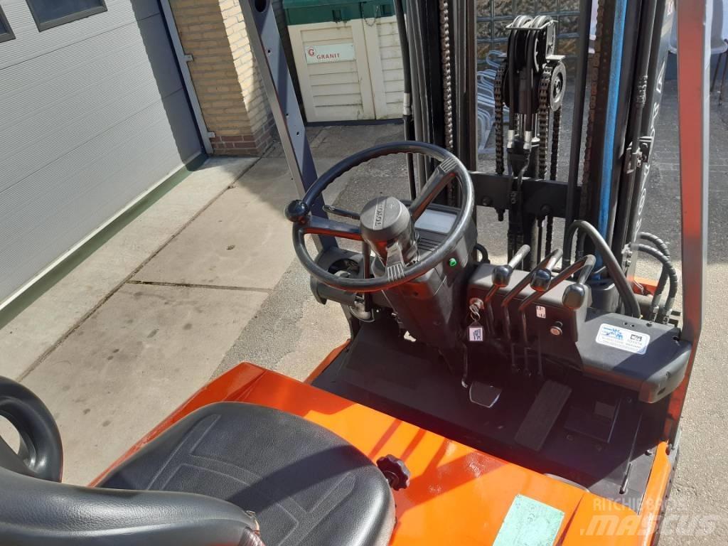 Toyota 5 FBE 18 Chariots élévateurs électriques