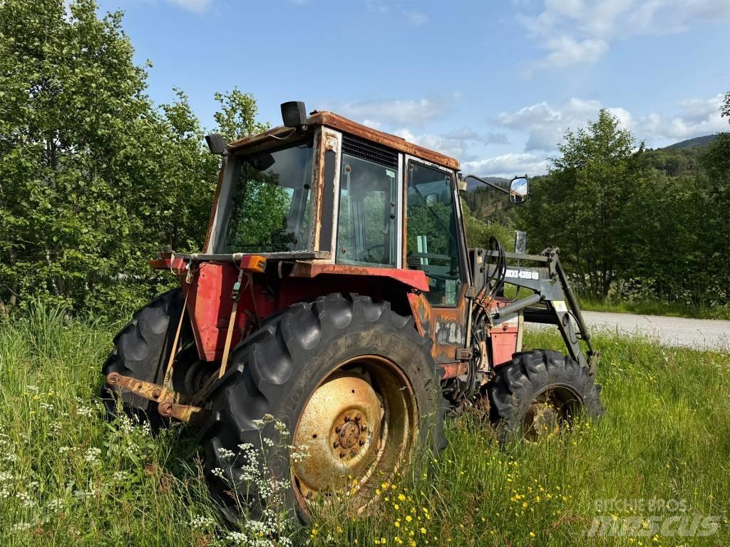Massey Ferguson 675 Tracteur