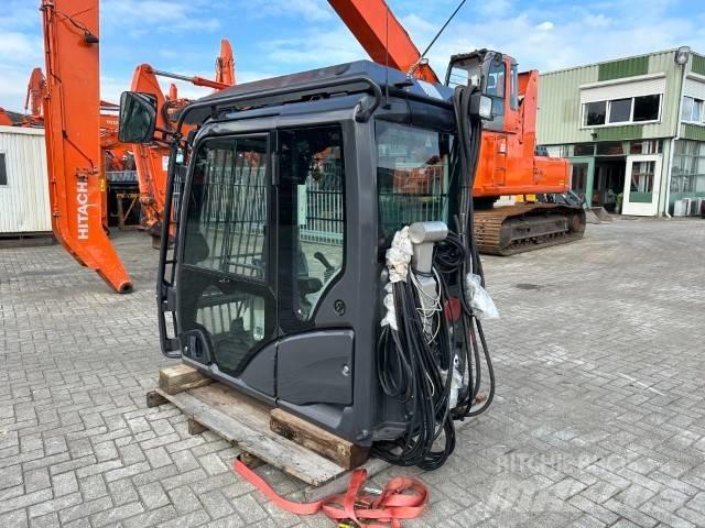 Hitachi ZX-LC-5B Cabine