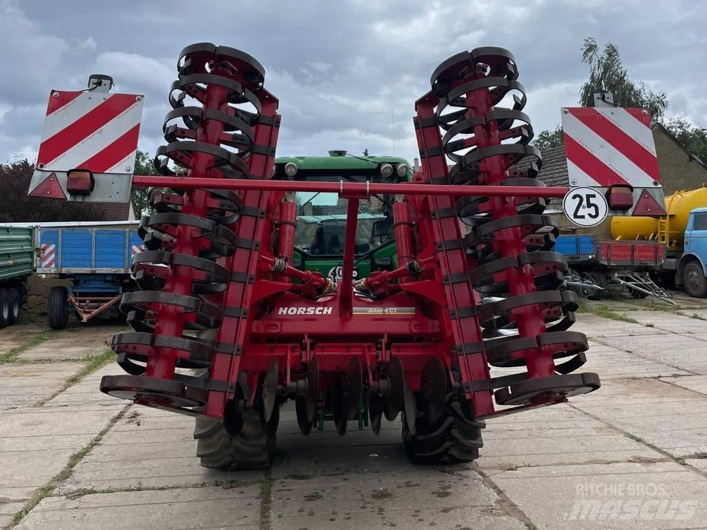 Horsch Joker 4 CT Charrue à dents