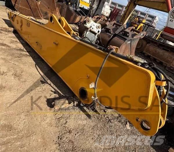 Liebherr R936 3.90m Bras et Godet